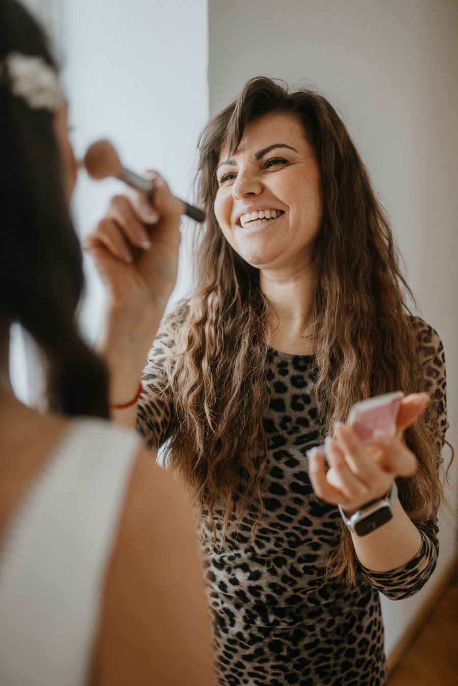 Brautstyling mit natürlichem Braut Make-up – Brautstylistin in Linz