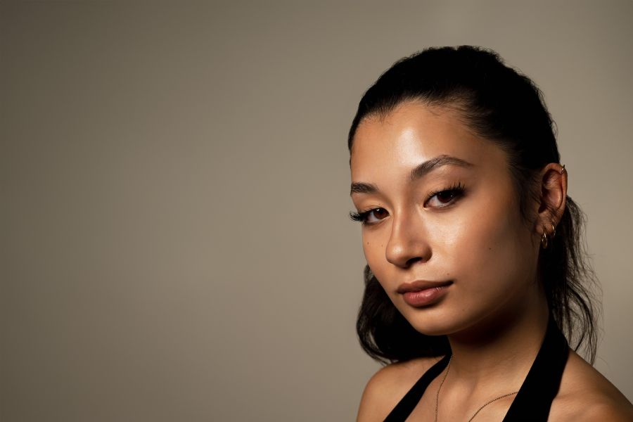 top ausgebildete Visagistin für Firmenbilder Stylings in Oberösterreich